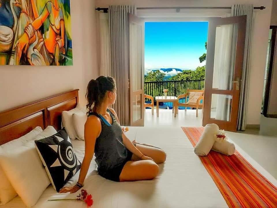 The Grand Hills Bed and Breakfast Kandy Esterno foto