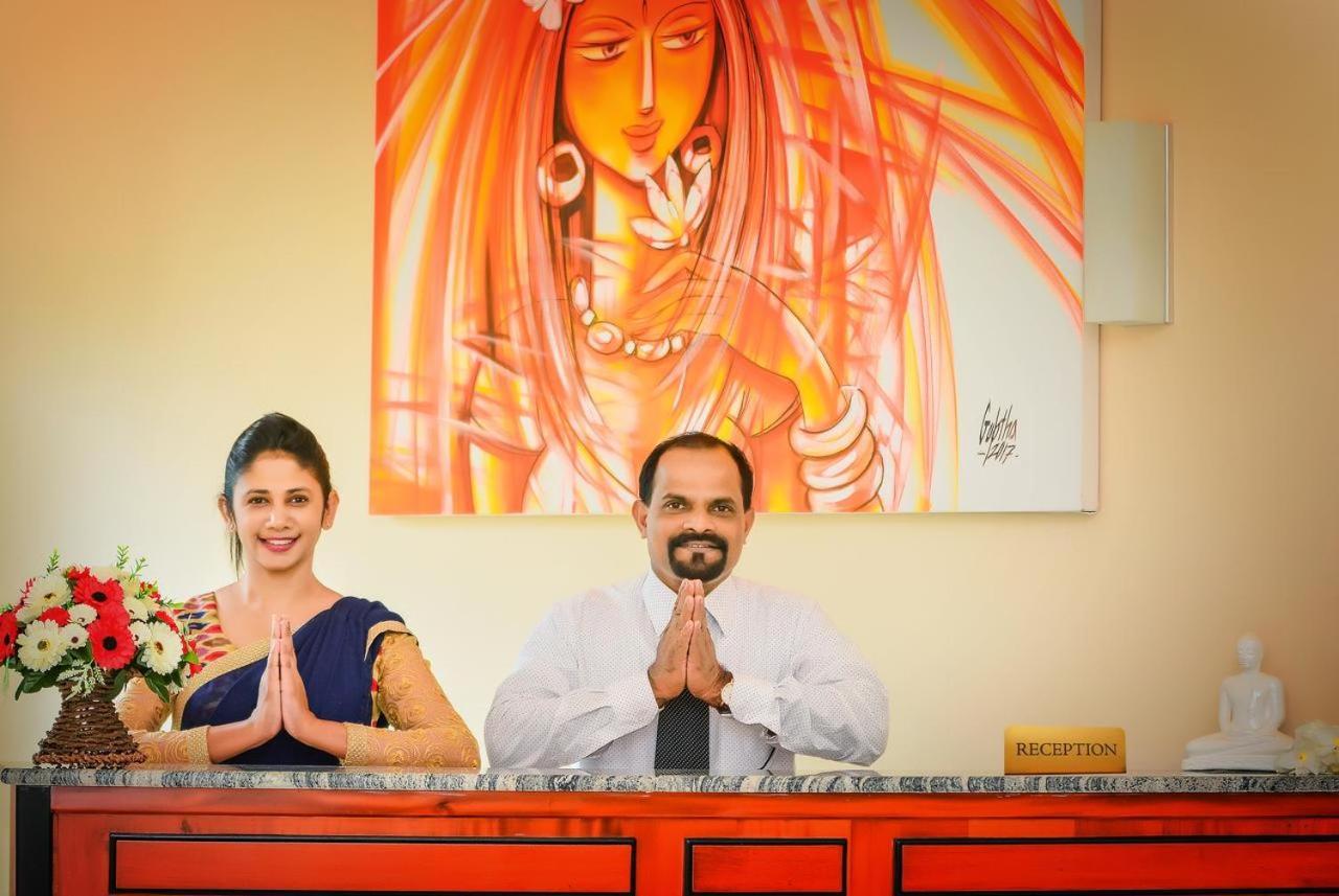 The Grand Hills Bed and Breakfast Kandy Esterno foto