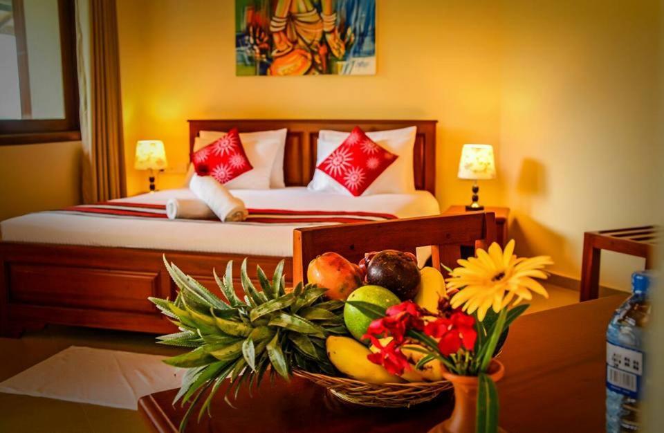 The Grand Hills Bed and Breakfast Kandy Esterno foto