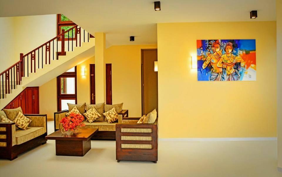The Grand Hills Bed and Breakfast Kandy Esterno foto